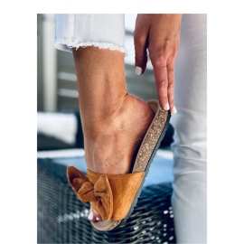 Kiara Camel parafa flip-flop szandál - Inello barna 2