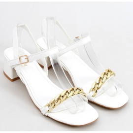 Daphne White alacsony sarkú szandál - Inello fehér 1