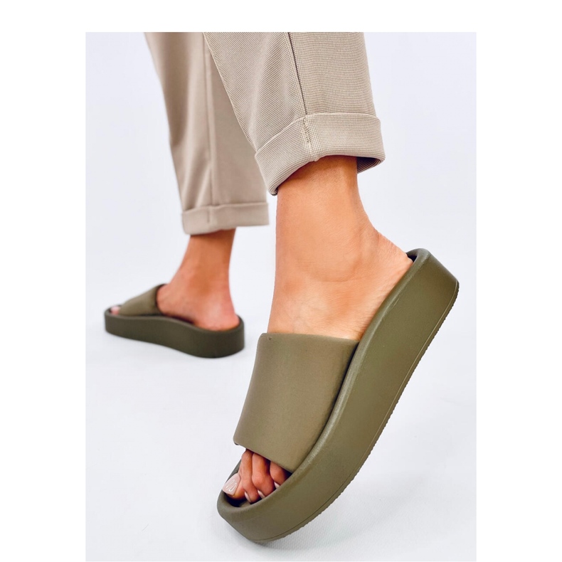 Fontes Oliver puha női szandál - Inello zöld 1