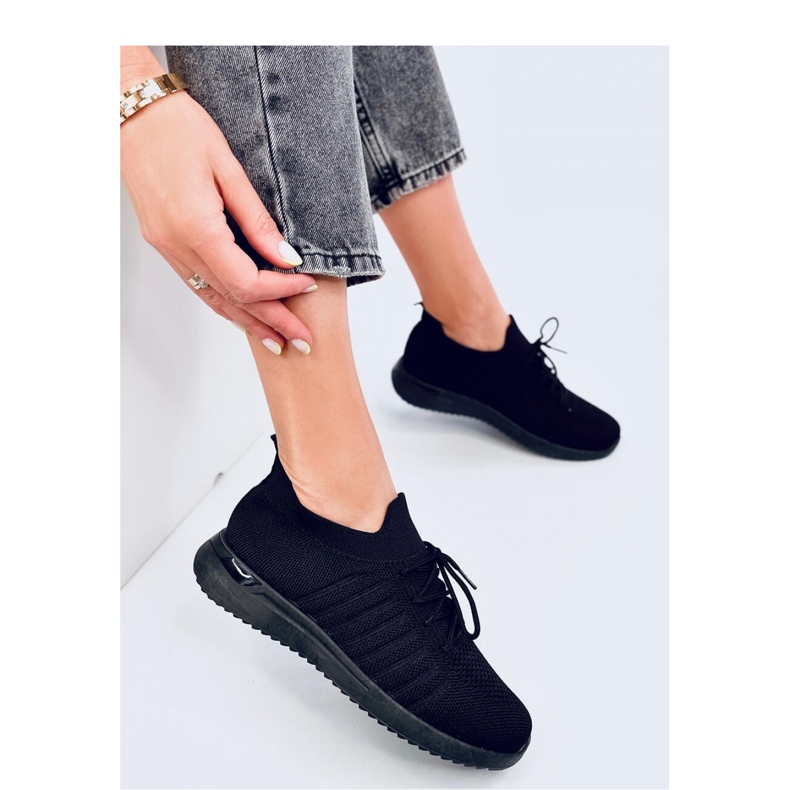 Sharpe Fekete zoknis sportcipő - Inello 2