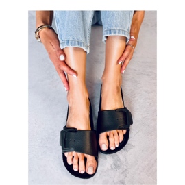 Szandál Gumi flip-flop csattal Romero Black - Inello fekete 1