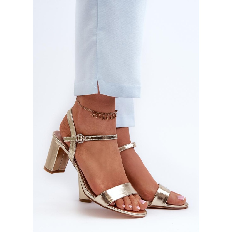 Step in style Szandál Modell Glindra 24SD98-6986 Arany - Lépjen stílusosan sárga 1