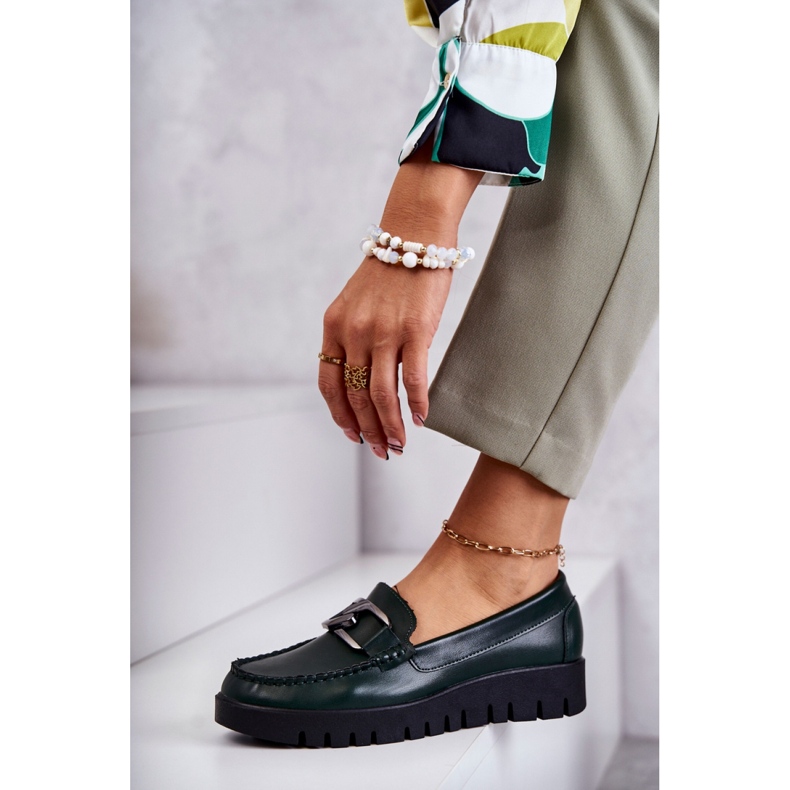 Női cipők a zöld platformon 1