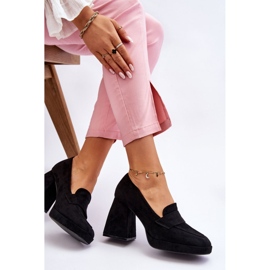 Fekete női pumpák masszív sarokkal 1