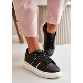 Fekete platformos sportcipő 1