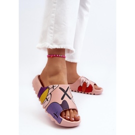 Rózsaszín rajzfilm papucs 1