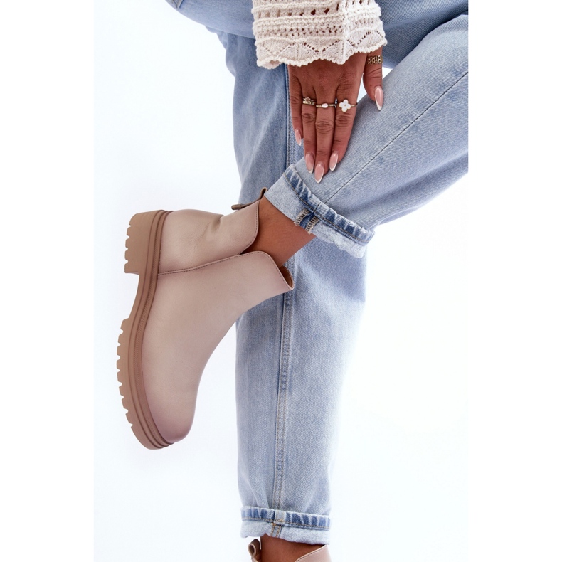 Bézs színű női platform bokacsizma 2 Bézs színű női platform bokacsizma 2