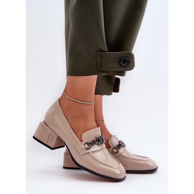 S.Barski Bézs színű női lakkbőr pumpák 1