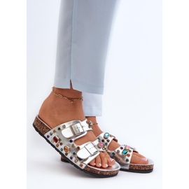 S.Barski Díszített női papucsok ezüst csatokkal 1