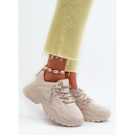 Sportcipő masszív bézs színű platformon 1