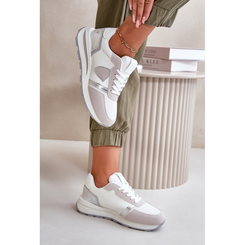 Csillogó fehér női sportcipő 1 Csillogó fehér női sportcipő 1