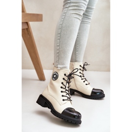 Step in style Workers Model Soratta 089 bézs/fekete - Lépjen stílusosan 1