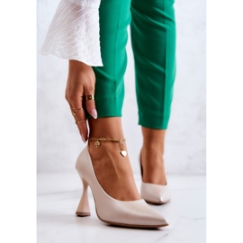 Lewski Shoes Bézs női pumpák 1