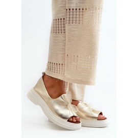 Zazoo Gold női természetes bőr szandál aranysárga 1