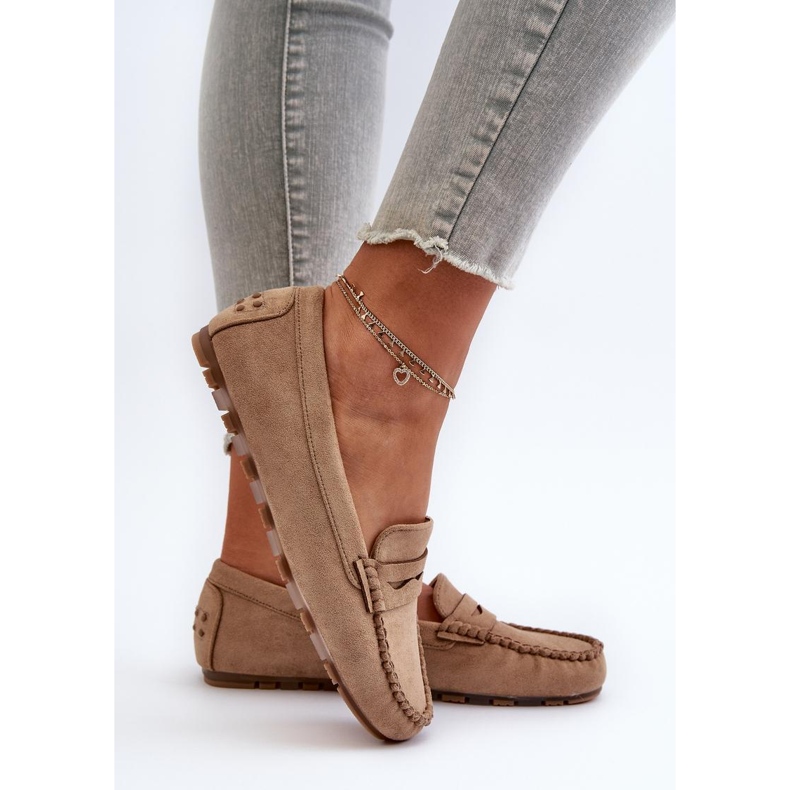 Mokaszin modell 24PB02-7673 Sötétbézs 2