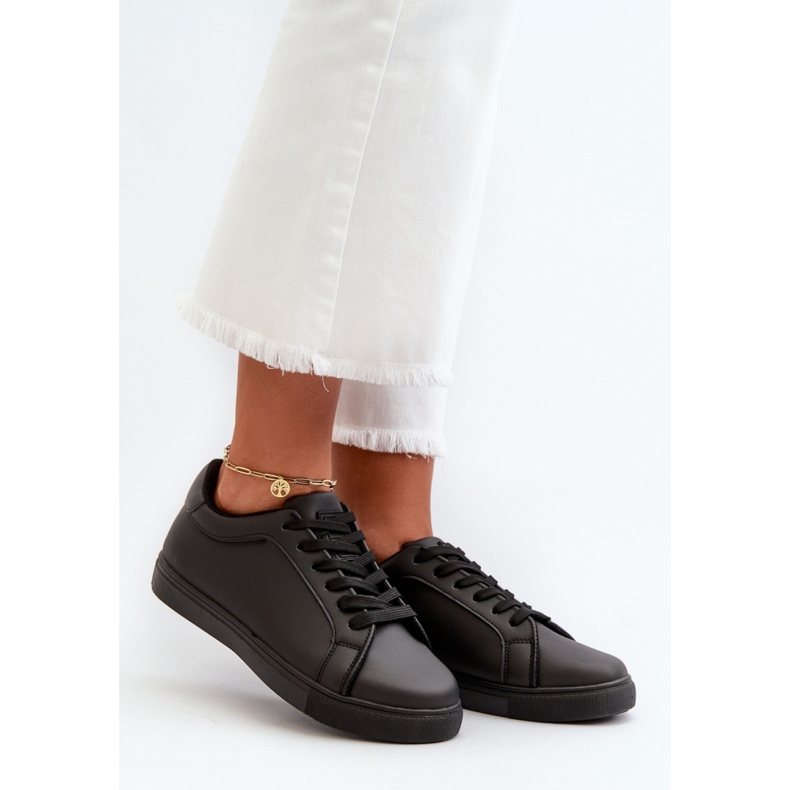 Sportcipő Modell 23SP26-5308 Fekete 1