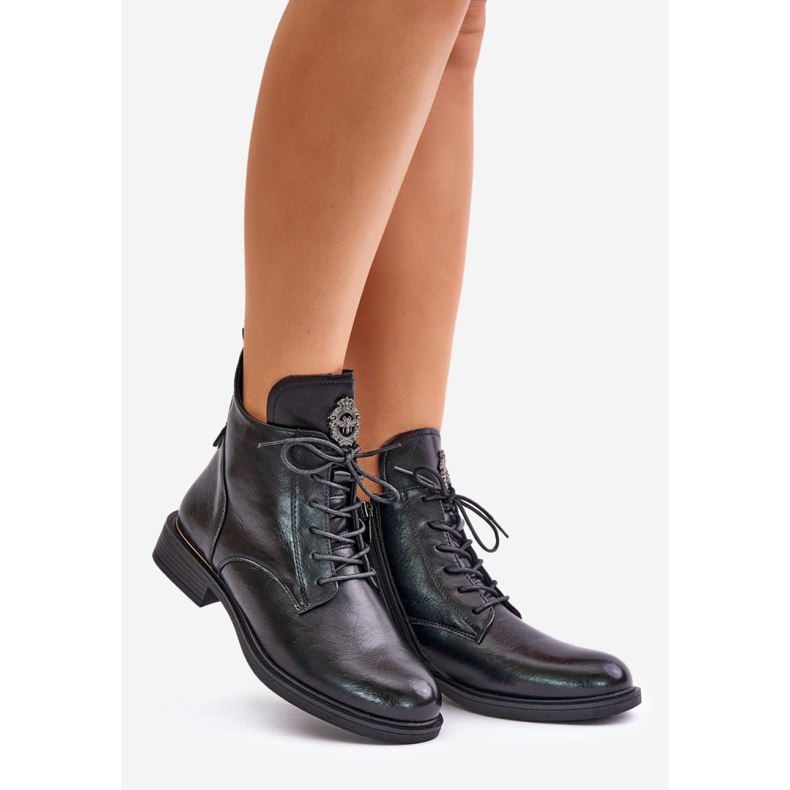 Csizma Modell 24BT02-7976 Fekete 1