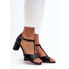 Díszített szandál 24SD98-7148 fekete 1