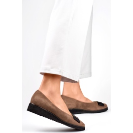 Női szivattyúk masnival GD-FL766T Taupe barna 1 Női szivattyúk masnival GD-FL766T Taupe barna 1