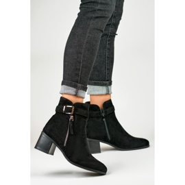 Modell 5733B Fekete csizma - PRIMO 2