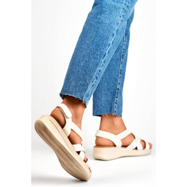 Női szandál QQ-397W fehér 1