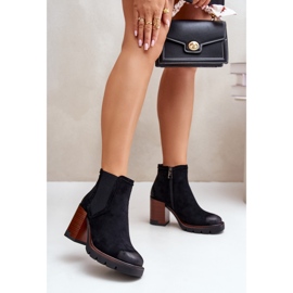 Szigetelt női bokacsizma Eco Suede Vinceza 58356 fekete 2