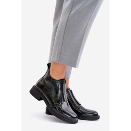 S.Barski Patent bőrből készült alacsony bokacsizma cipzáras díszítéssel D&amp;A MR880-142 fekete 1