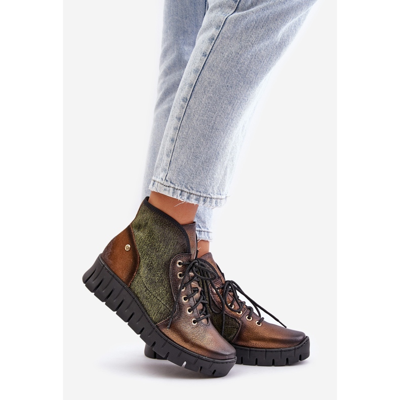 Maciejka 06702-09 zöld és arany bőr platform és ék alakú bokacsizma 1