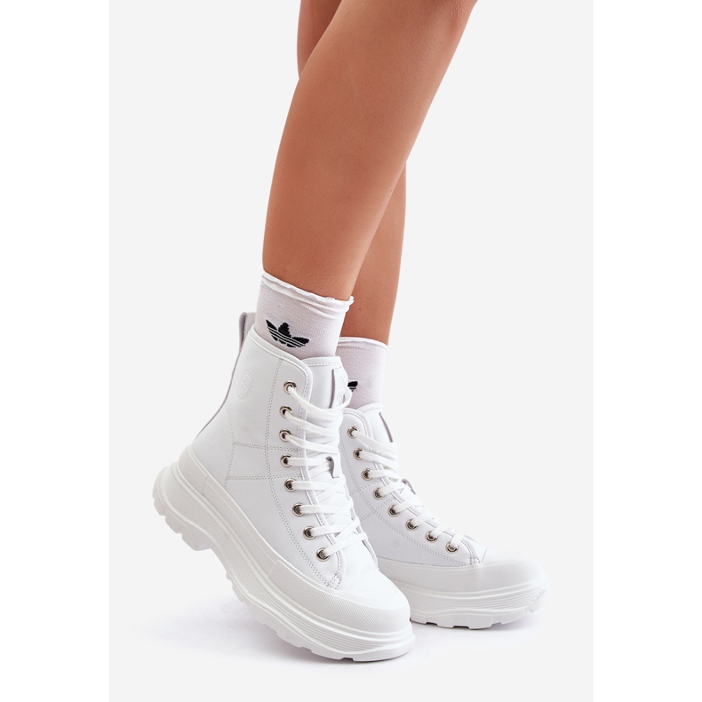 Bőr szigetelt tornacipő masszív platformon Big Star OO274A598 fehér 1