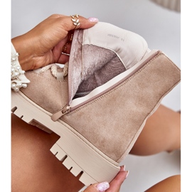 Szigetelt csizma öko velúrból, cipzárral, világos bézs Caellita 2 Szigetelt csizma öko velúrból, cipzárral, világos bézs Caellita 2