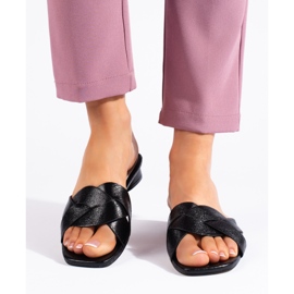 Fekete női papucs 1