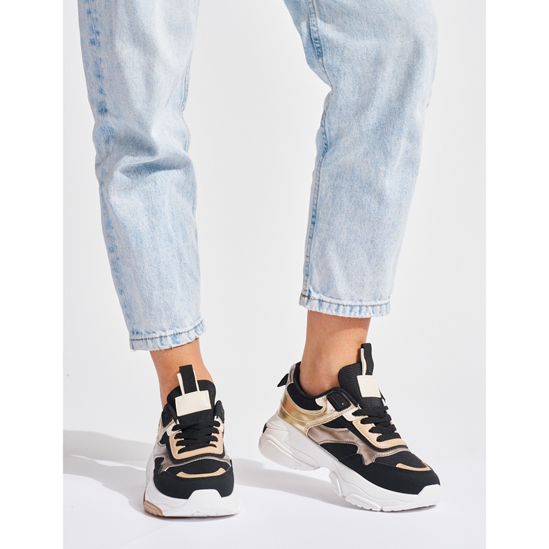 Fekete-arany tornacipő vastag talppal 1