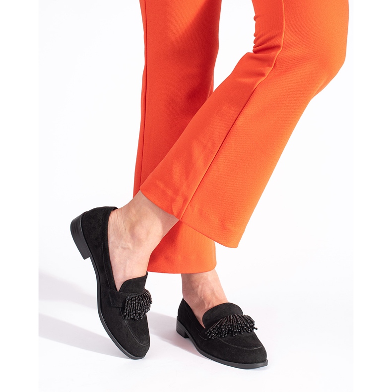 Női velúr mokaszinok gyöngyökkel fekete 2