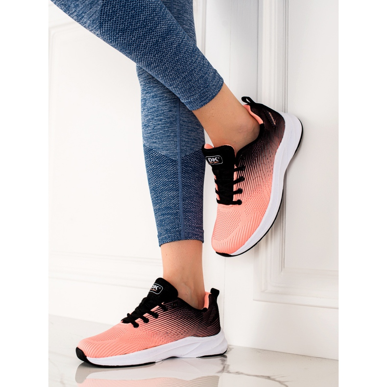 Könnyű DK sportcipő fekete 2