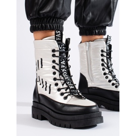 Női hőszigetelt táskák Vinceza platformon fekete-fehér színben 1 Női hőszigetelt táskák Vinceza platformon fekete-fehér színben 1