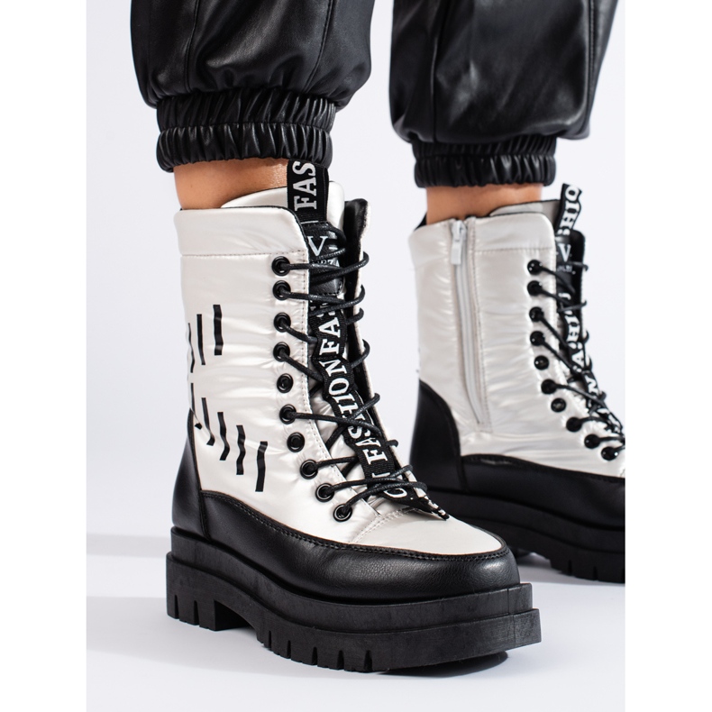 Női hőszigetelt táskák Vinceza platformon fekete-fehér színben 1 Női hőszigetelt táskák Vinceza platformon fekete-fehér színben 1