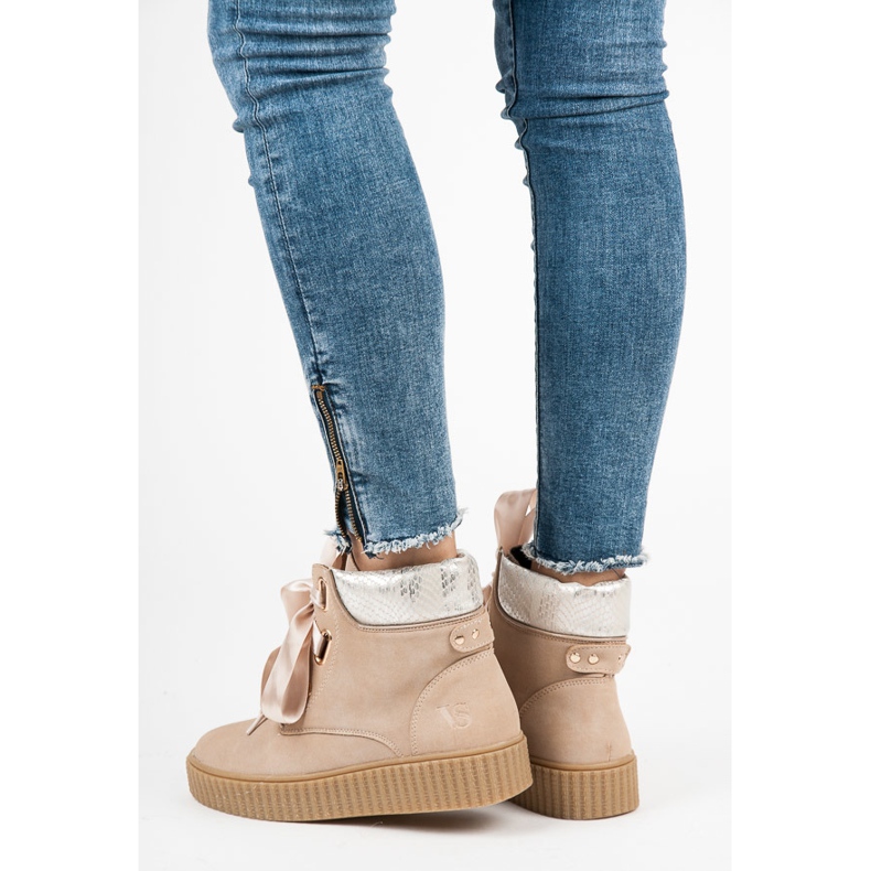 Vices Fűzős kúszónövények barna 2