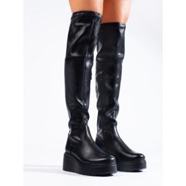 Fekete öko-bőr muskétások a Shelovet platformon 2