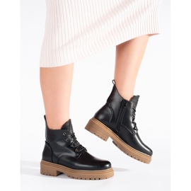 Fekete fűzős bokacsizma bézs színű talppal, Sergio Leone-tól 1