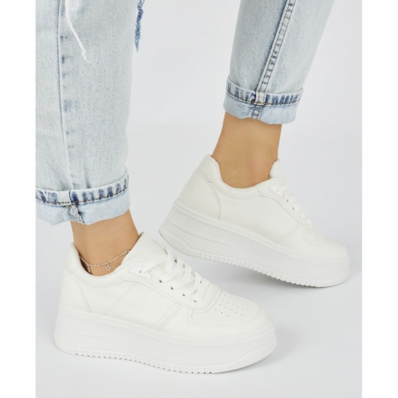 Fehér női platform sportcipő 1