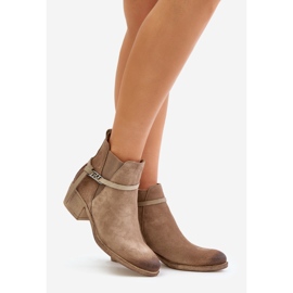 Zazoo 60478 Velúr magas sarkú csizma, szigetelt, cipzárral rögzítve, bézs 1 Zazoo 60478 Velúr magas sarkú csizma, szigetelt, cipzárral rögzítve, bézs 1