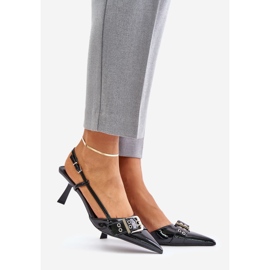 Fekete Zeisia patentos tűsarkú csattal 1