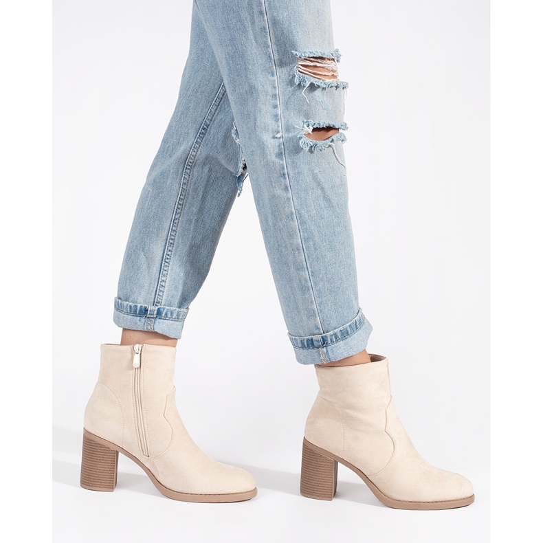 Bézs velúr klasszikus női bokacsizma 2