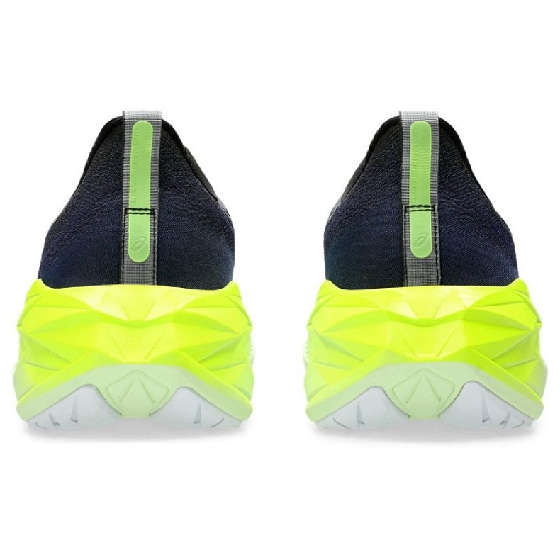 Asics Novablast 4 cipő 1011B693-003 fekete 2