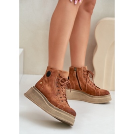 Velúr bokacsizma masszív platformon Maciejka 06309-29 barna 2