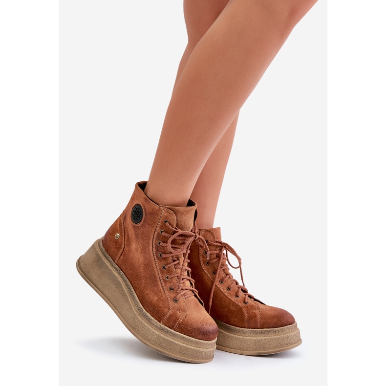 Velúr bokacsizma masszív platformon Maciejka 06309-29 barna 1