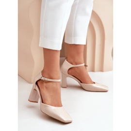 Bézs Emindria Lakkbőr Pumpák Magas Sarkún 2