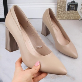 Sergio Leone W SK404A bézs magassarkú pumpák 2