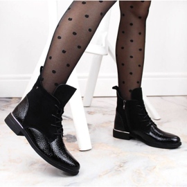 Filippo W PAW476 fekete lakkbőr szigetelt csizma 2