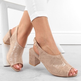 Potocki W WOL156C velúr magas sarkú szandál, bézs 2